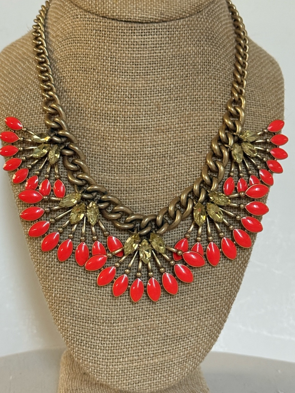 stella & dot coral red enamel gold tone bib statement necklace